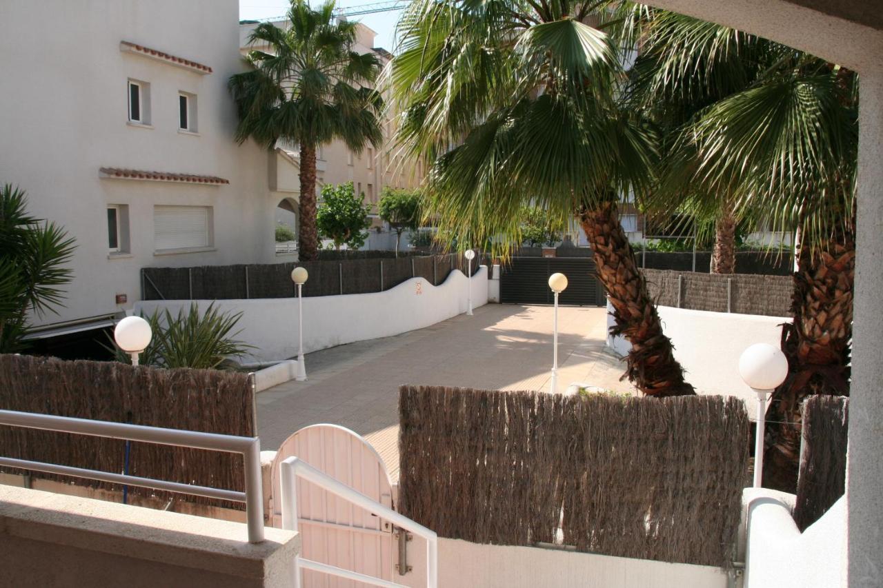 R142 Manila Resort Central Calafell Exterior photo